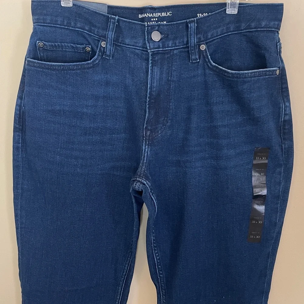 Banana Republic Travel Jeans Men's 33 X 30 Athletic Fit Medium Wash NEW